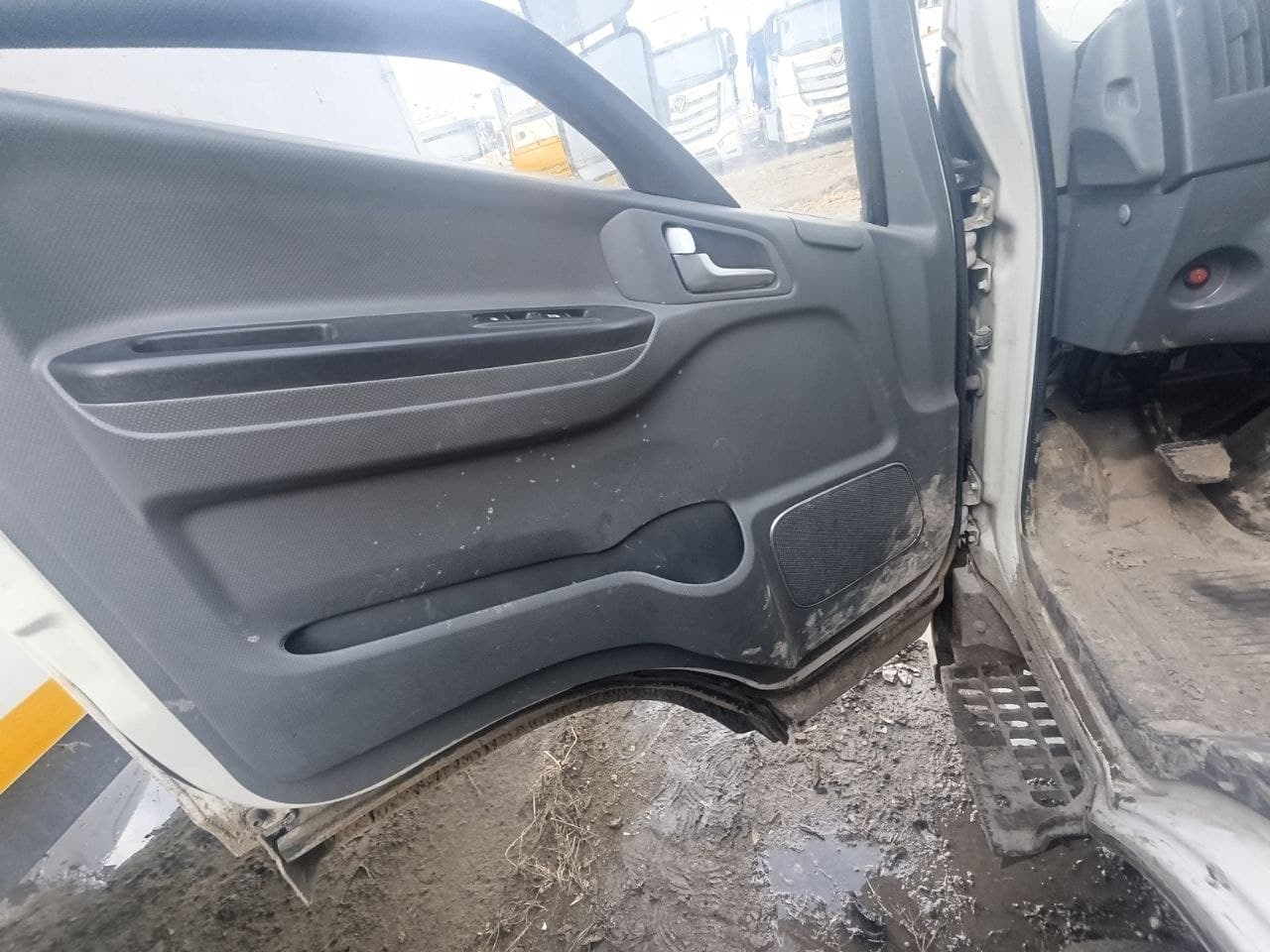 Автомеханический Завод 5758* на шасси КамАЗ 43085 4x2 Изотермический/рефрижератор - 8