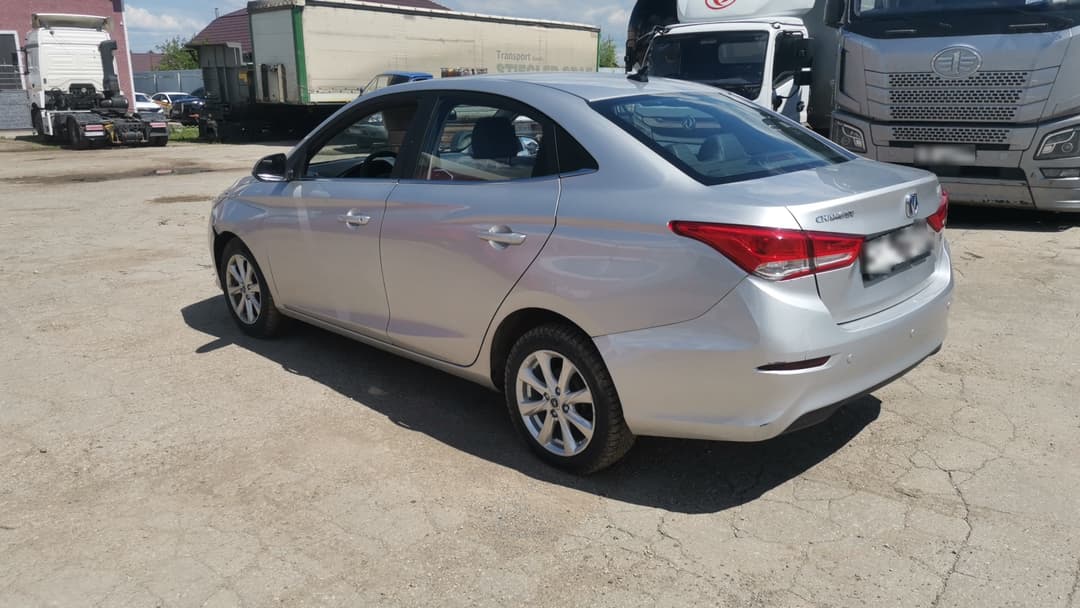 Changan Alsvin - 4