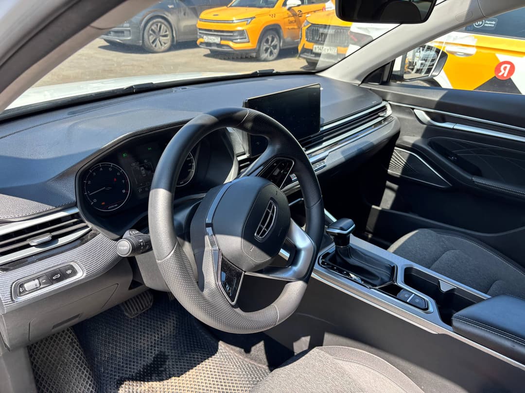 Geely Emgrand 7 - 6