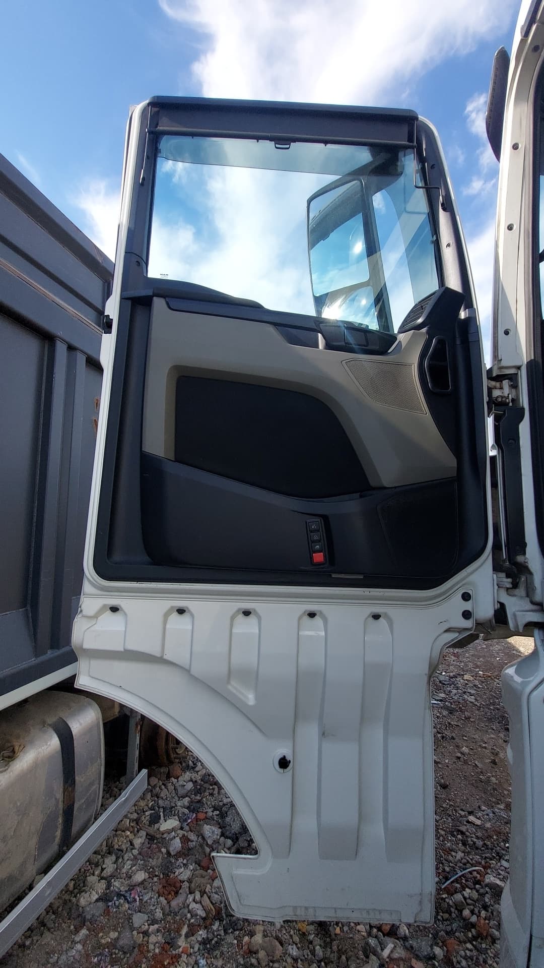 MAN TGX 4X2 Седельный тягач - 8