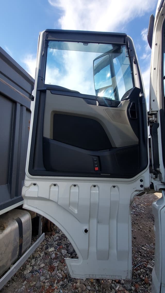 MAN TGX 4X2 Седельный тягач - 8