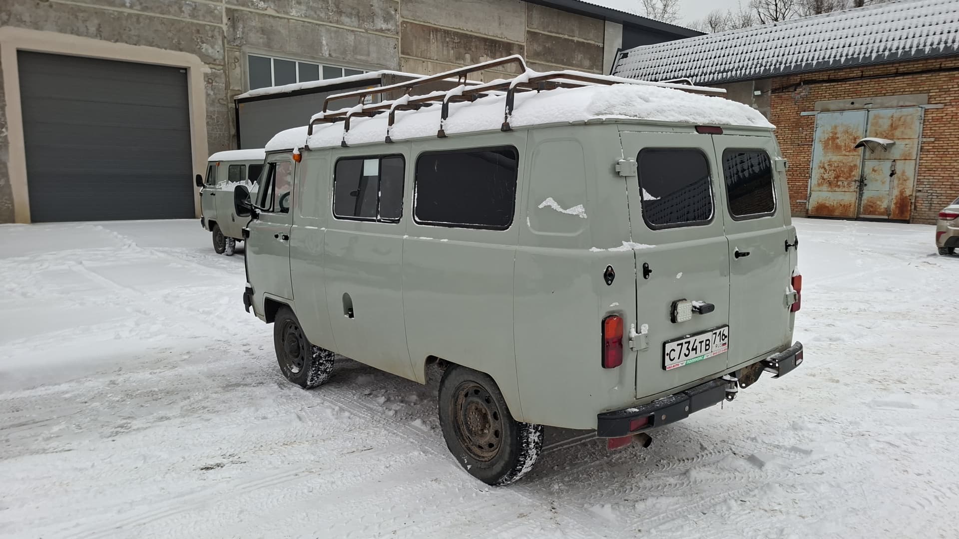 UAZ 3909* Грузопассажирский - 4