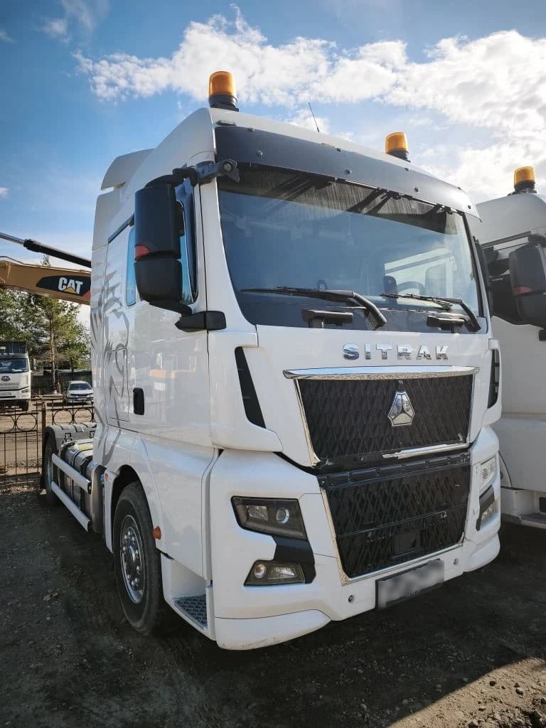Sitrak C7H 4x2 Седельный тягач - 2