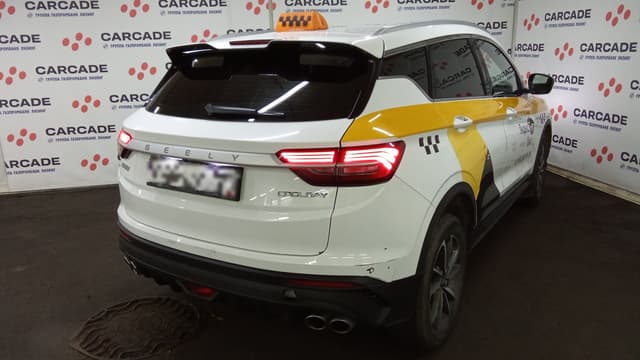 Geely Coolray - 3