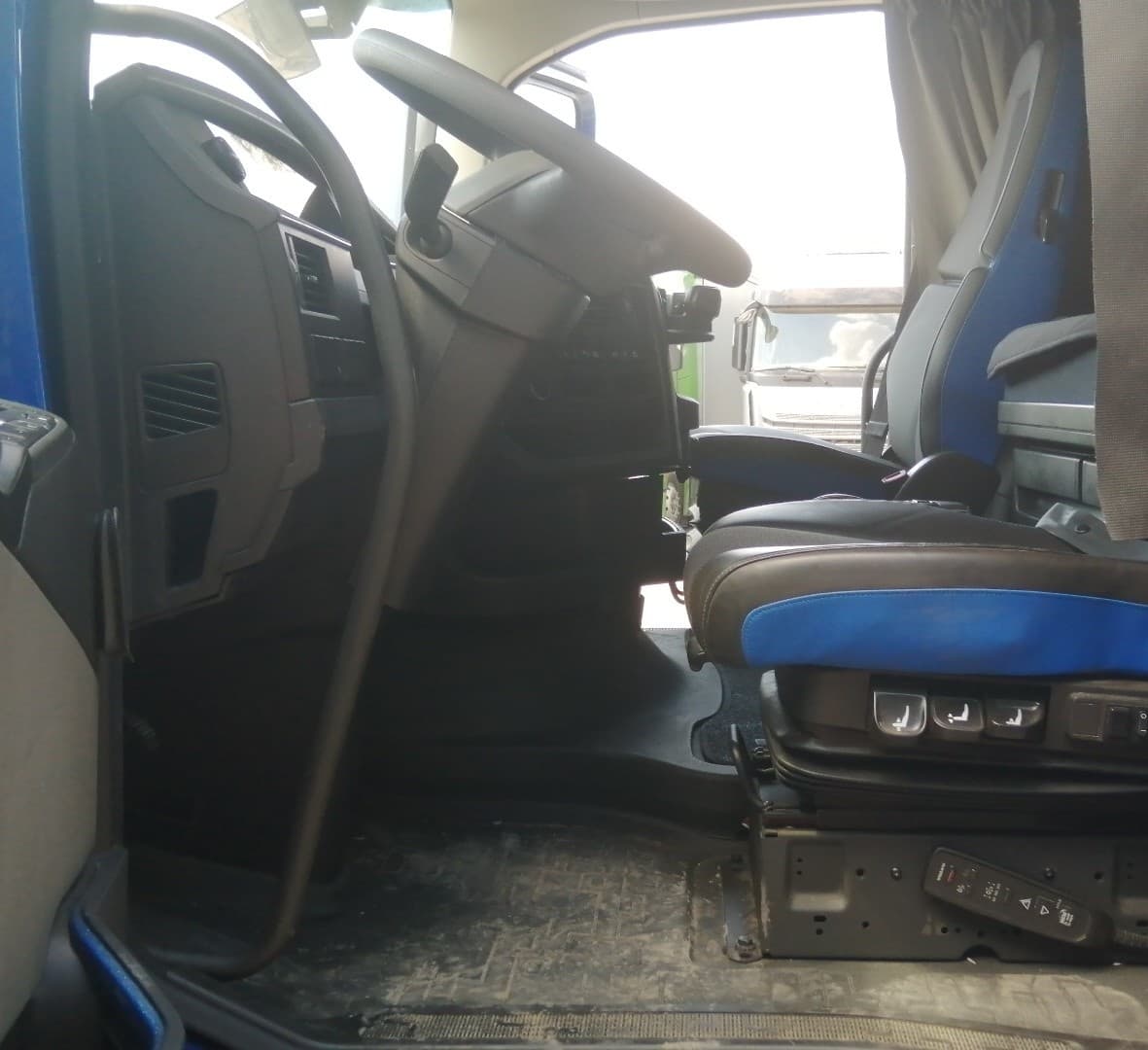 Volvo FH 4x2 Седельный тягач - 6