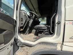 Volvo FM 6x4 Седельный тягач - 6