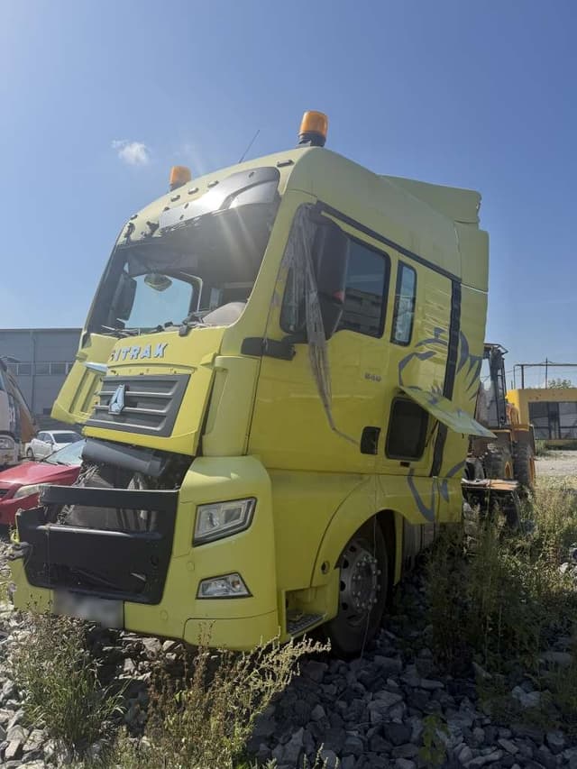Sitrak C7H 6x4 Седельный тягач - 1