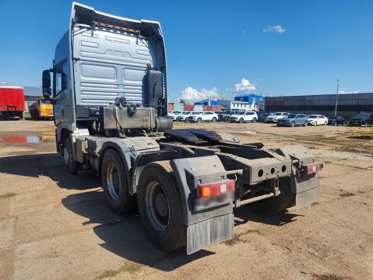 Shacman (Shaanxi) SX* 6x4 Седельный тягач - 4