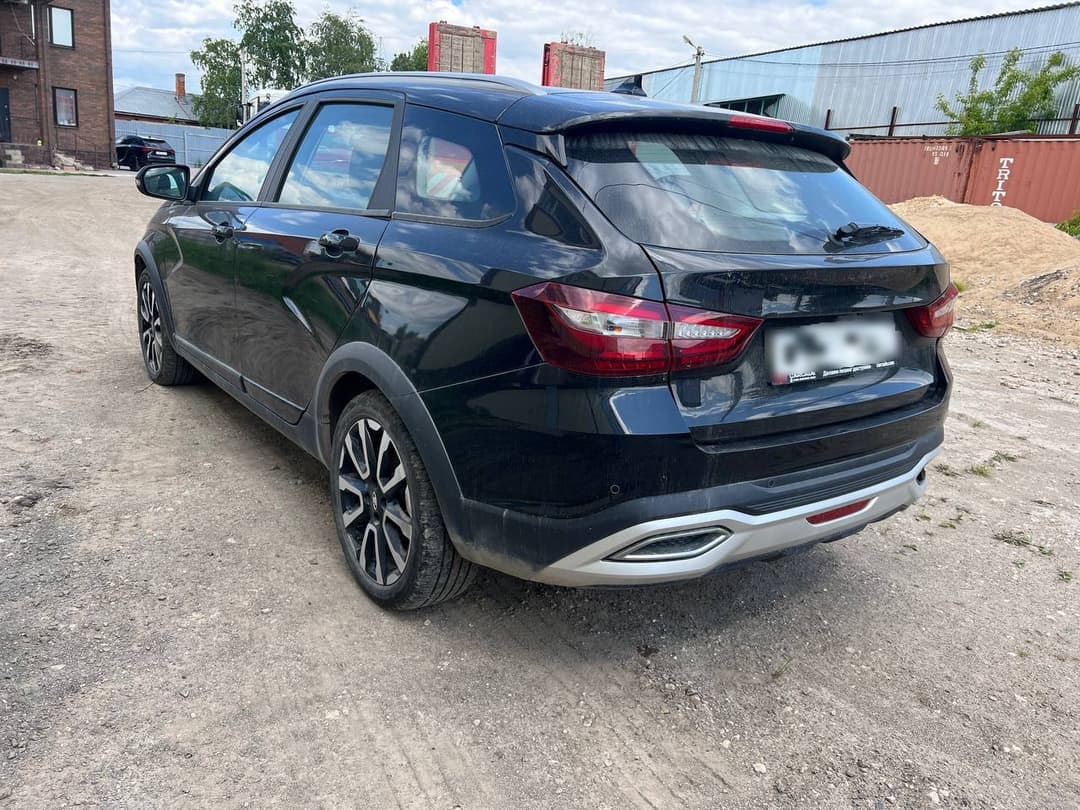 Lada Vesta SW Cross - 4