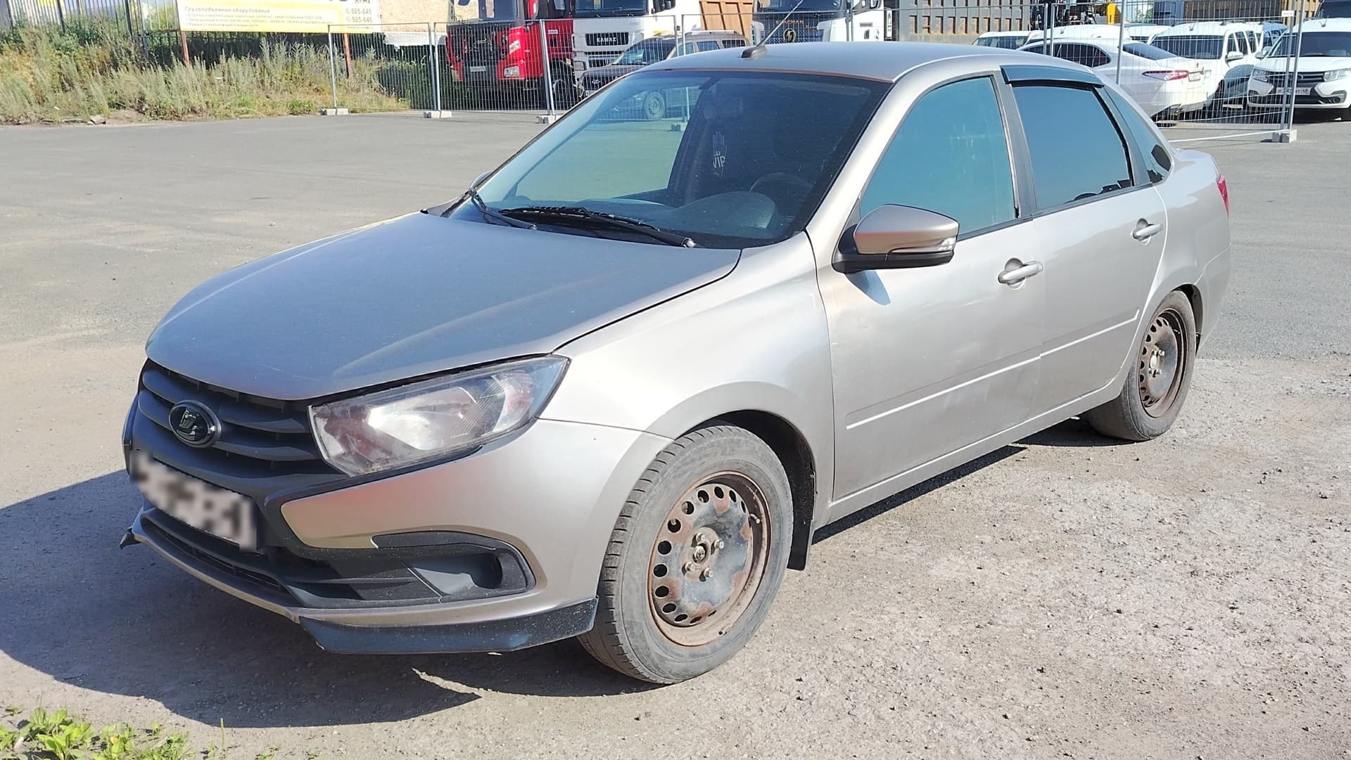 Lada Granta седан - 1