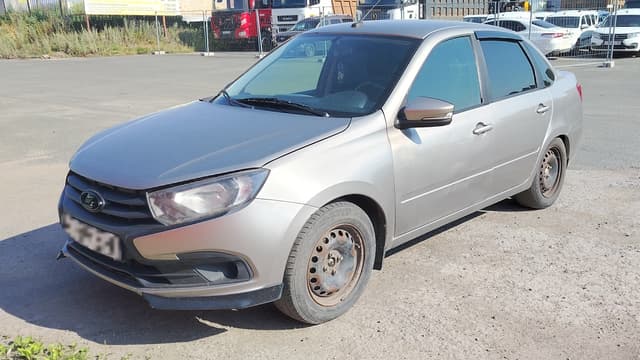 Lada Granta седан - 1