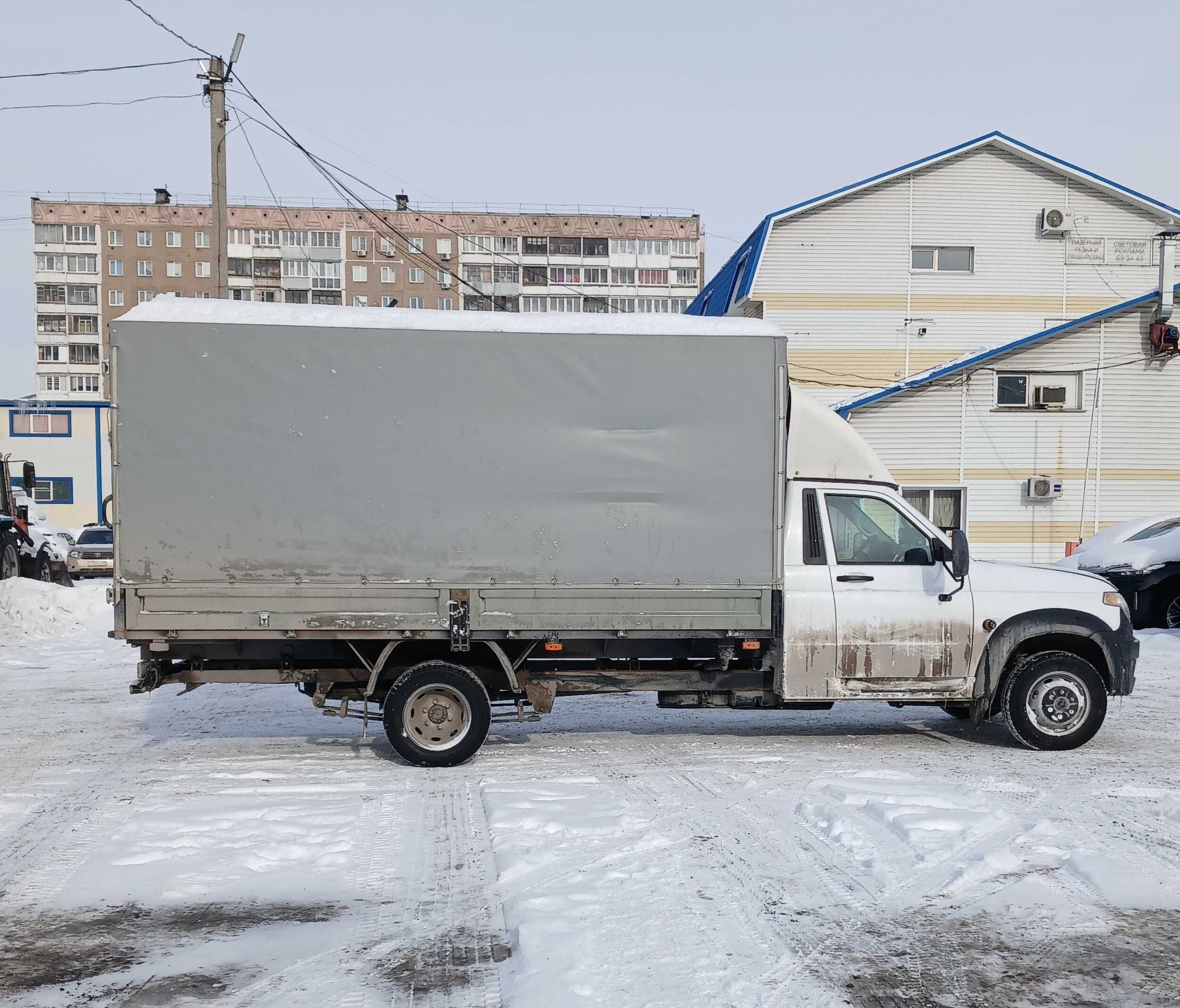 UAZ Profi - 3