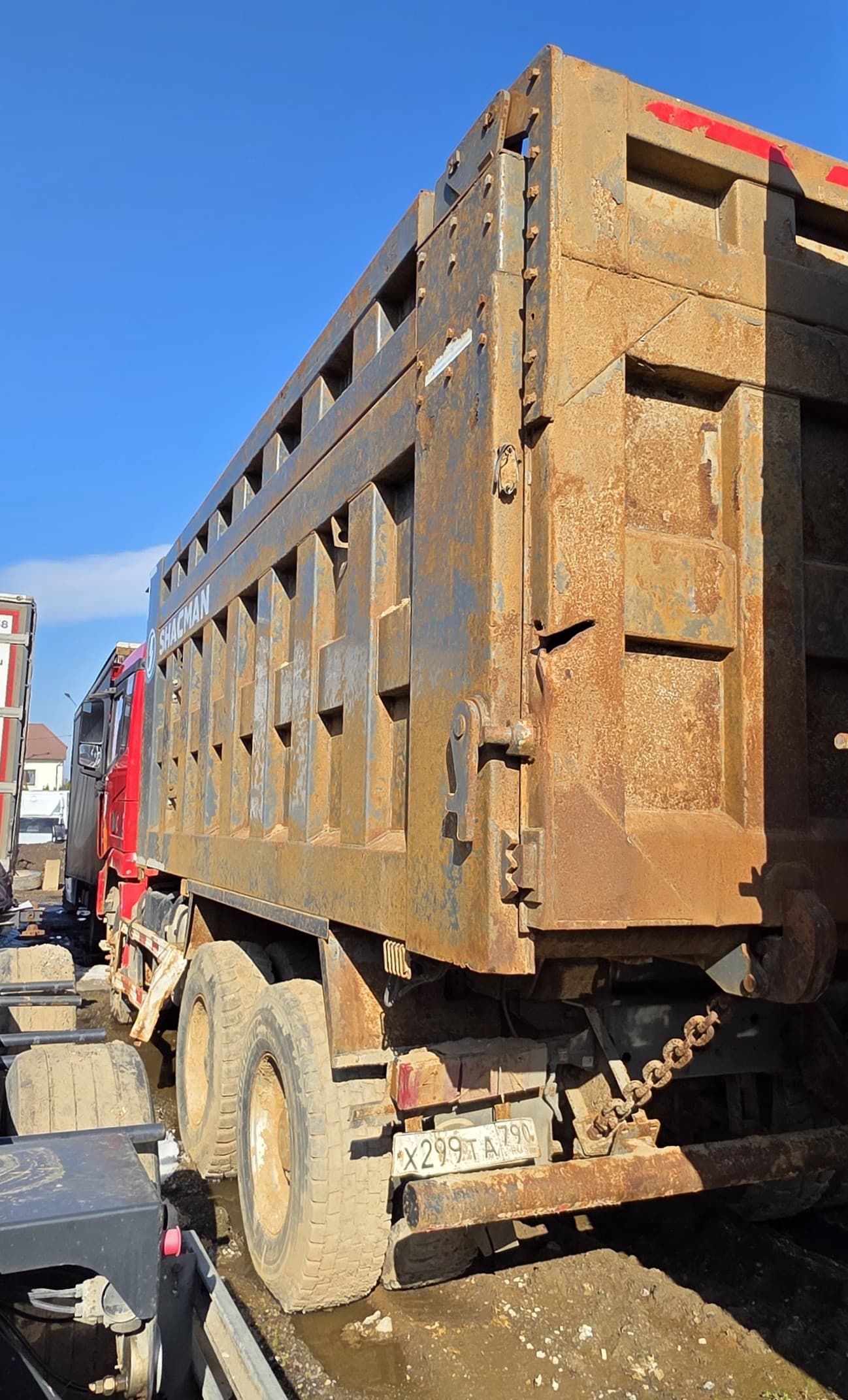 Shacman (Shaanxi) SX* 6x4 Самосвал - 4