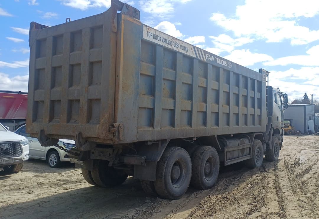 FAW J6 8x4 Самосвал - 3