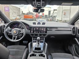 Porsche Cayenne - 5