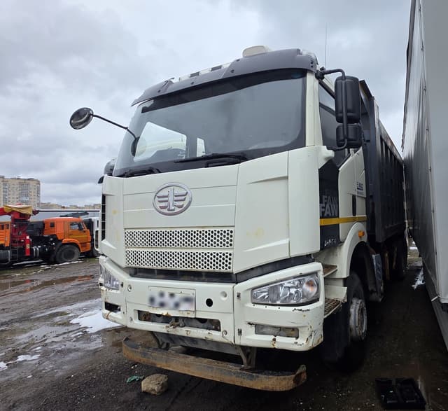 FAW J6* 6x4 Самосвал - 1
