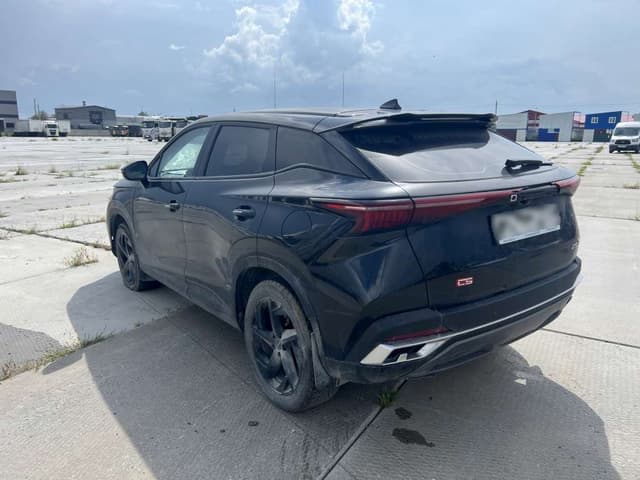 Omoda C5 - 4