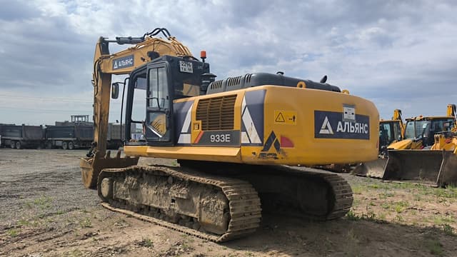 Liugong CLG933 Экскаватор - 4