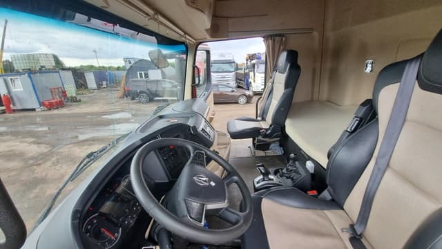 Beiben BBTR* 4x2 Седельный тягач - 6