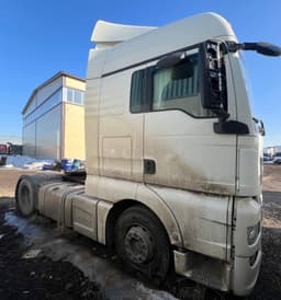 MAN TGX 4X2 Седельный тягач - 2