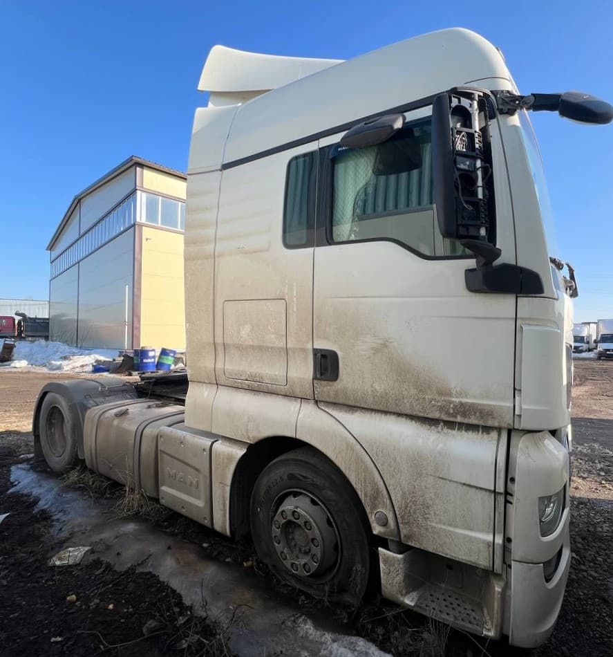 MAN TGX 4X2 Седельный тягач - 2