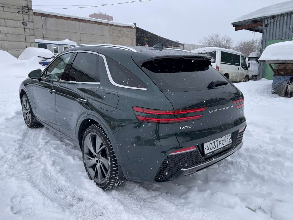 Genesis GV70 - 4