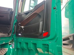 Камаз 54901 4x2 Седельный тягач - 7