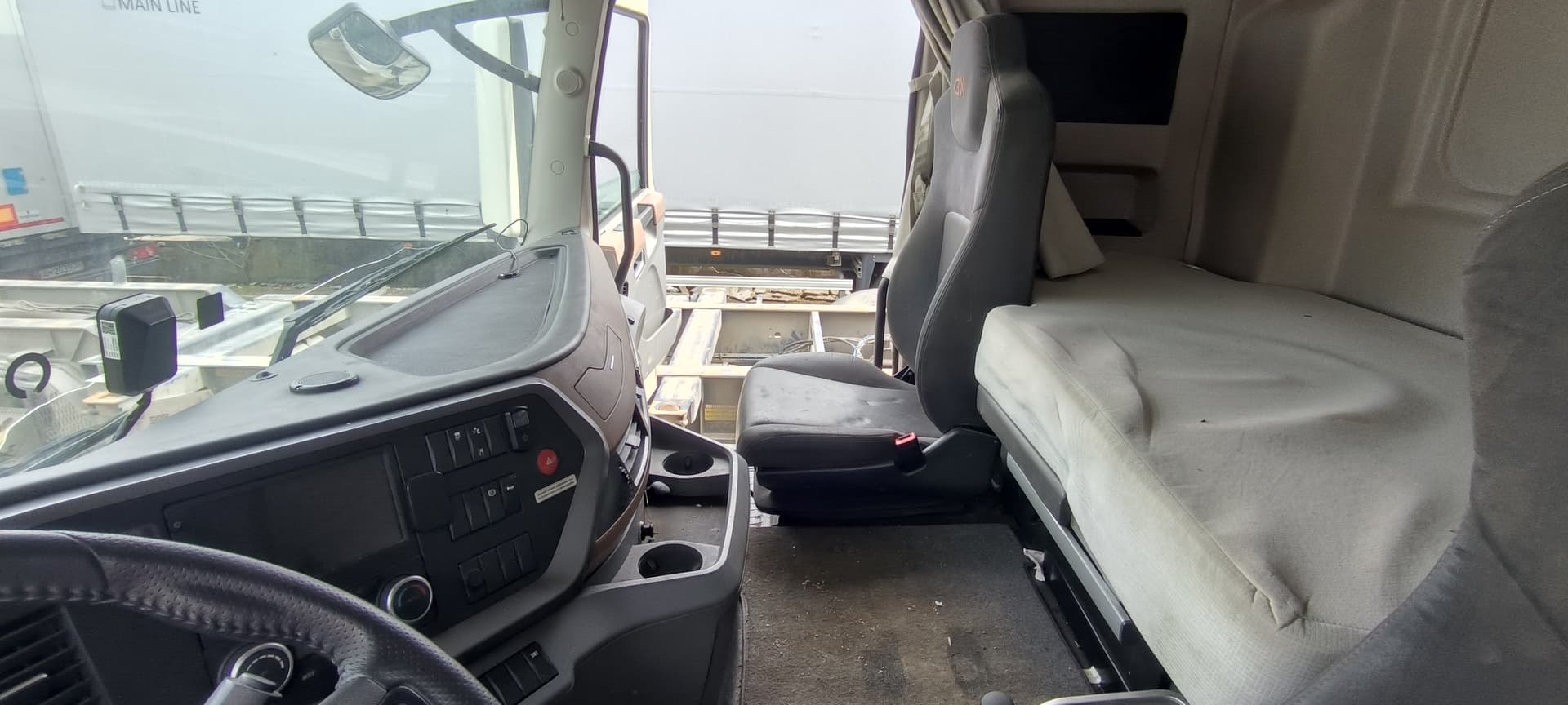 Dongfeng GX 4x2 Седельный тягач - 6