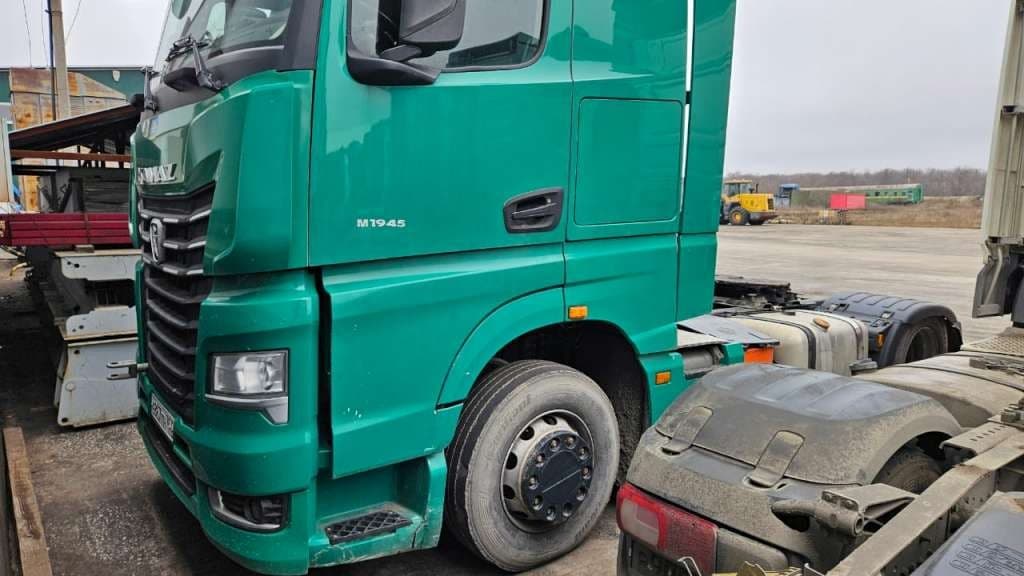Камаз 54901 4x2 Седельный тягач - 1