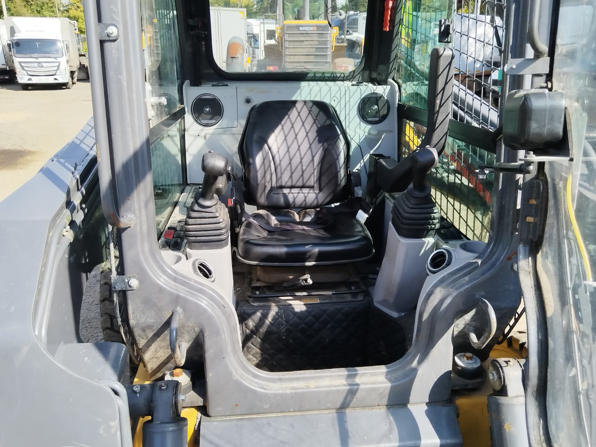 Xcmg SR* Мини погрузчик - 5