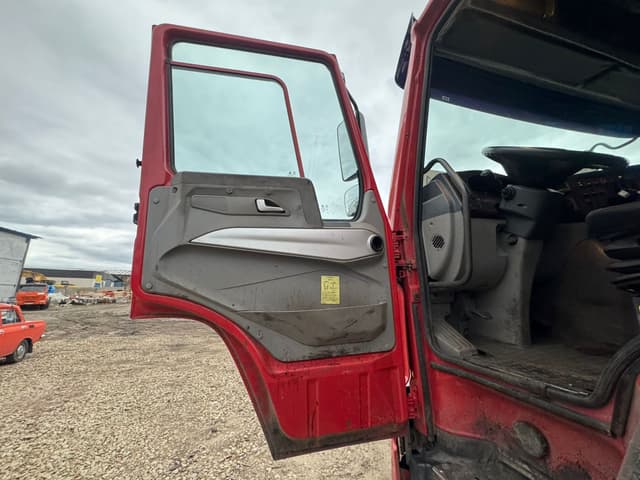 Howo ZZ* 8x4 Самосвал - 6