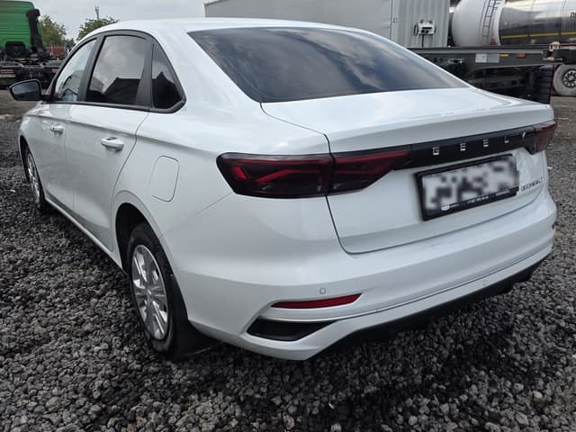 Geely EMGRAND - 4