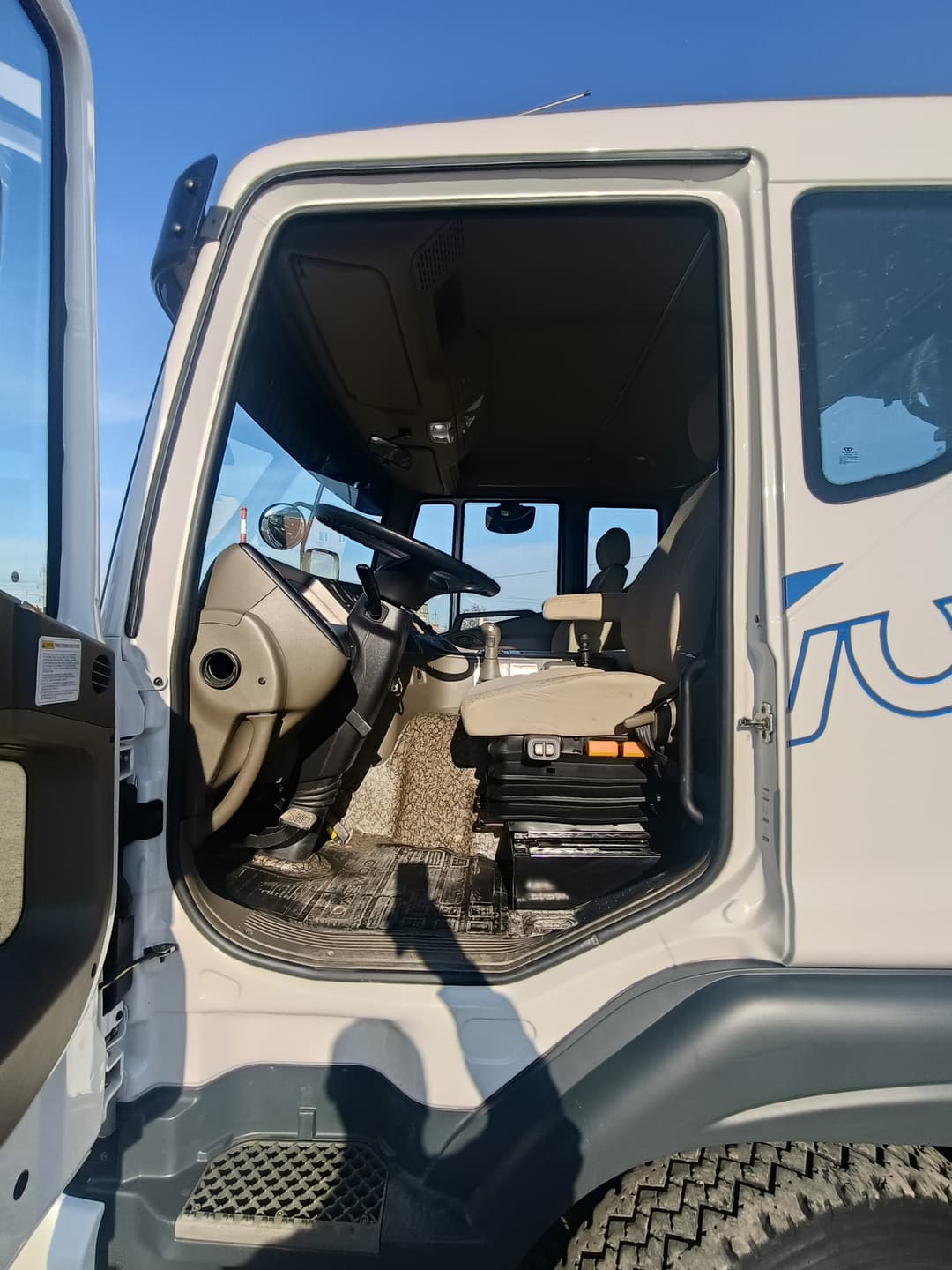 Автостар 6858* на шасси Daewoo NOVUS 6x4 Бортовой с БКУ - 5