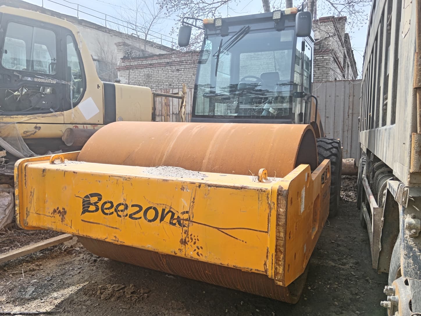 Beezone GYS* Каток - 1