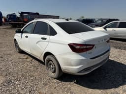 Lada Vesta седан - 4