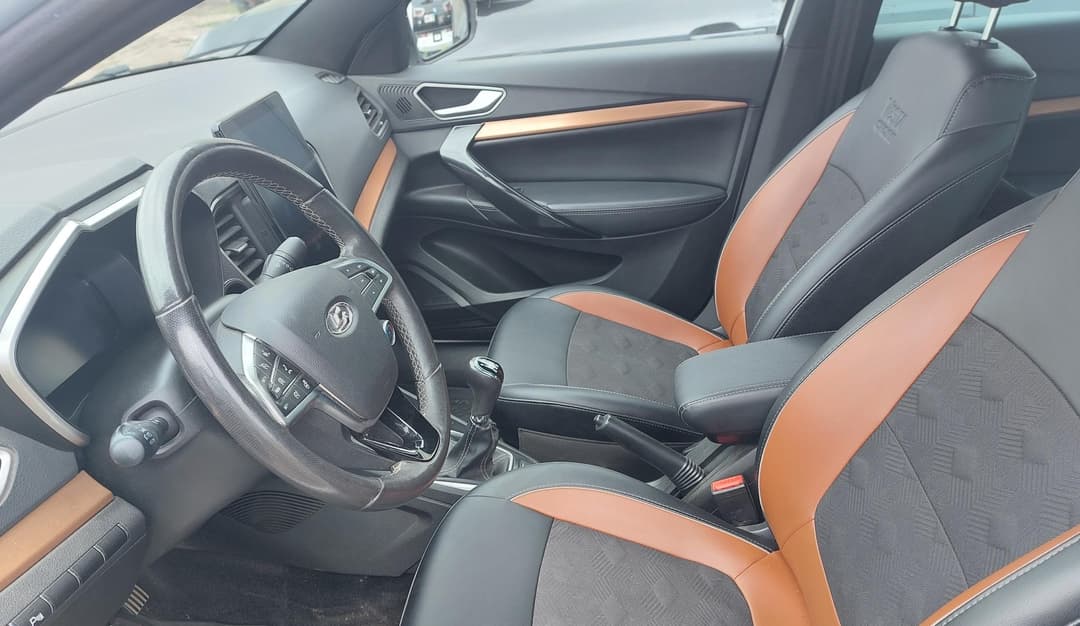 Lada Vesta Cross - 6