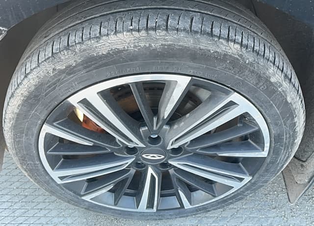 Chery ARRIZO 8 - 9