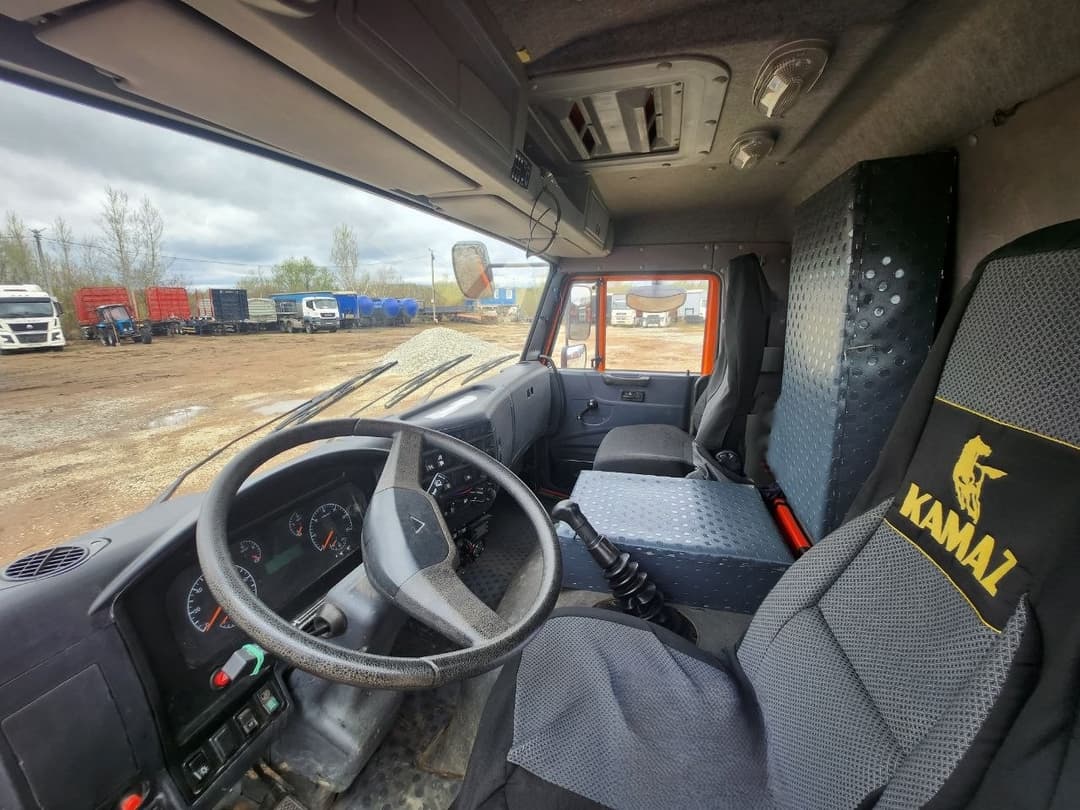 Кран Центр "Камаз" 6591* на шасси КамАЗ 43118 6x6 Бортовой с КМУ - 6