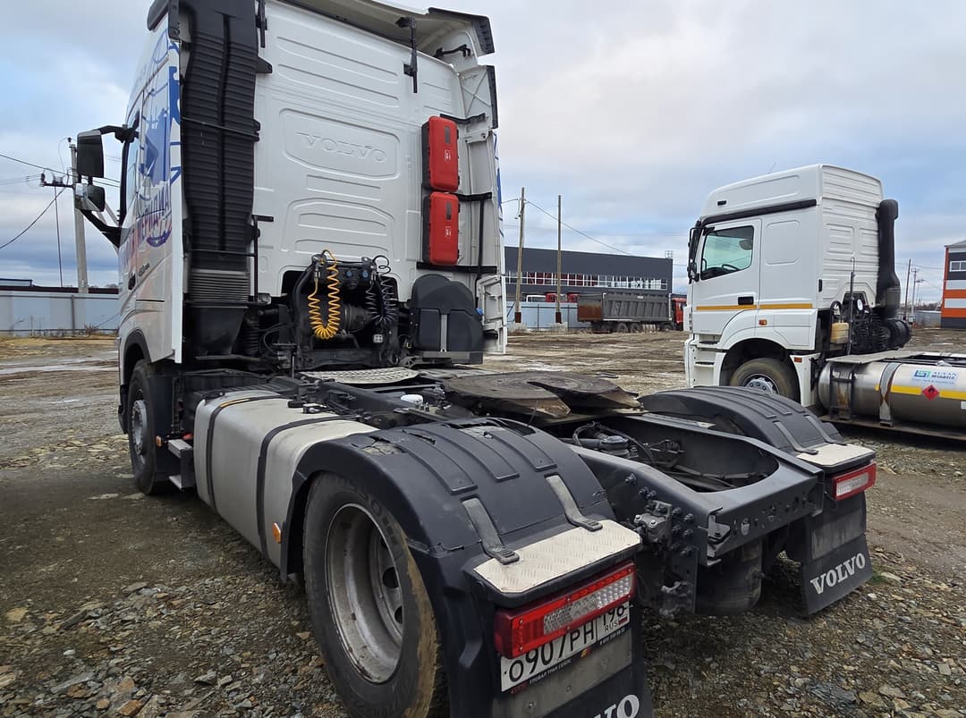 Volvo FH 4x2 Седельный тягач - 4