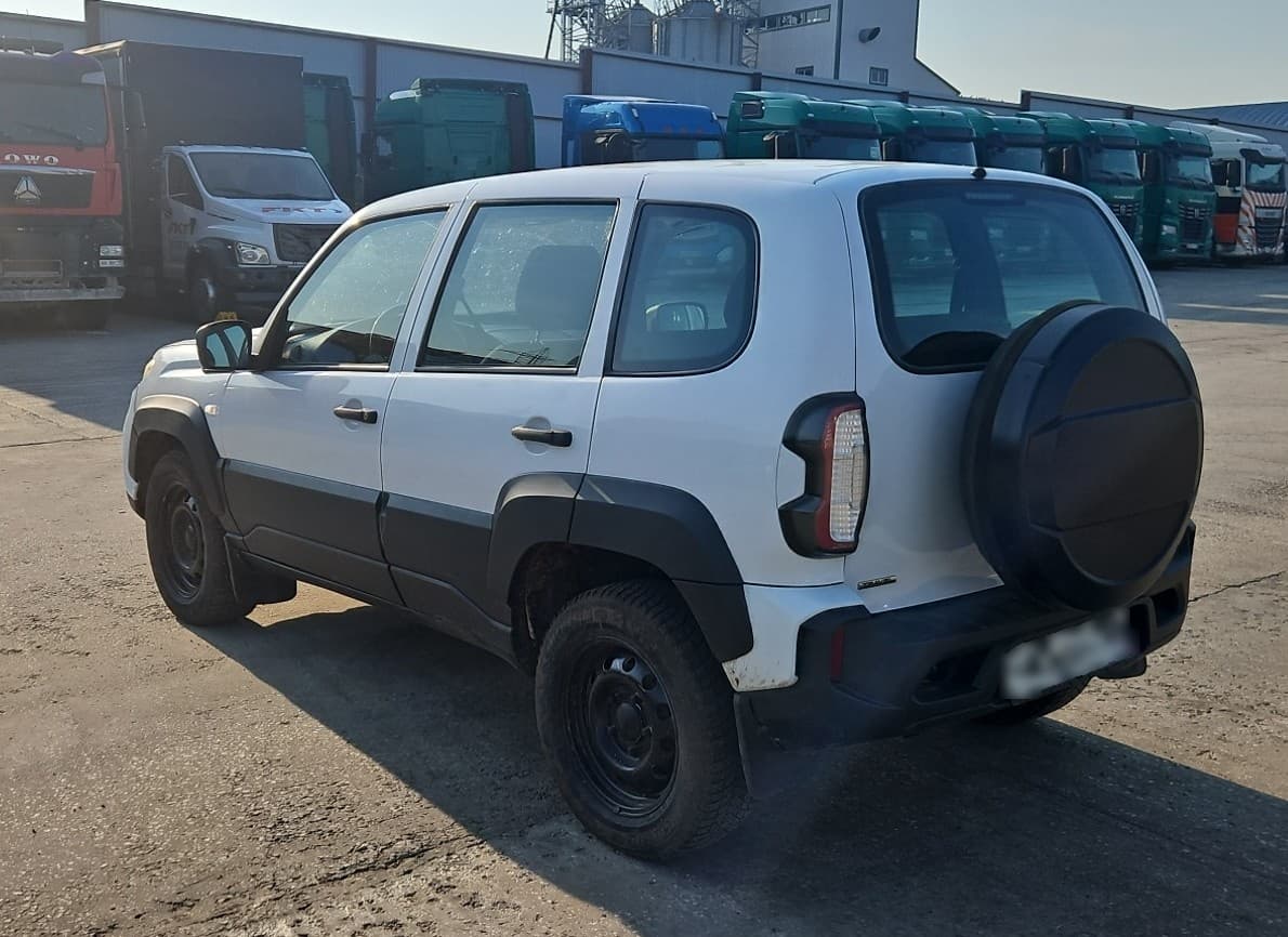 Lada Niva Travel - 4