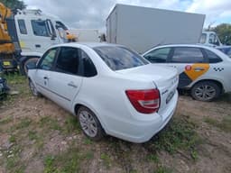 Lada Granta седан - 4
