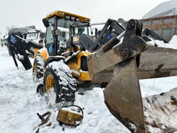 Shanmon 388 Экскаватор-погрузчик - 2