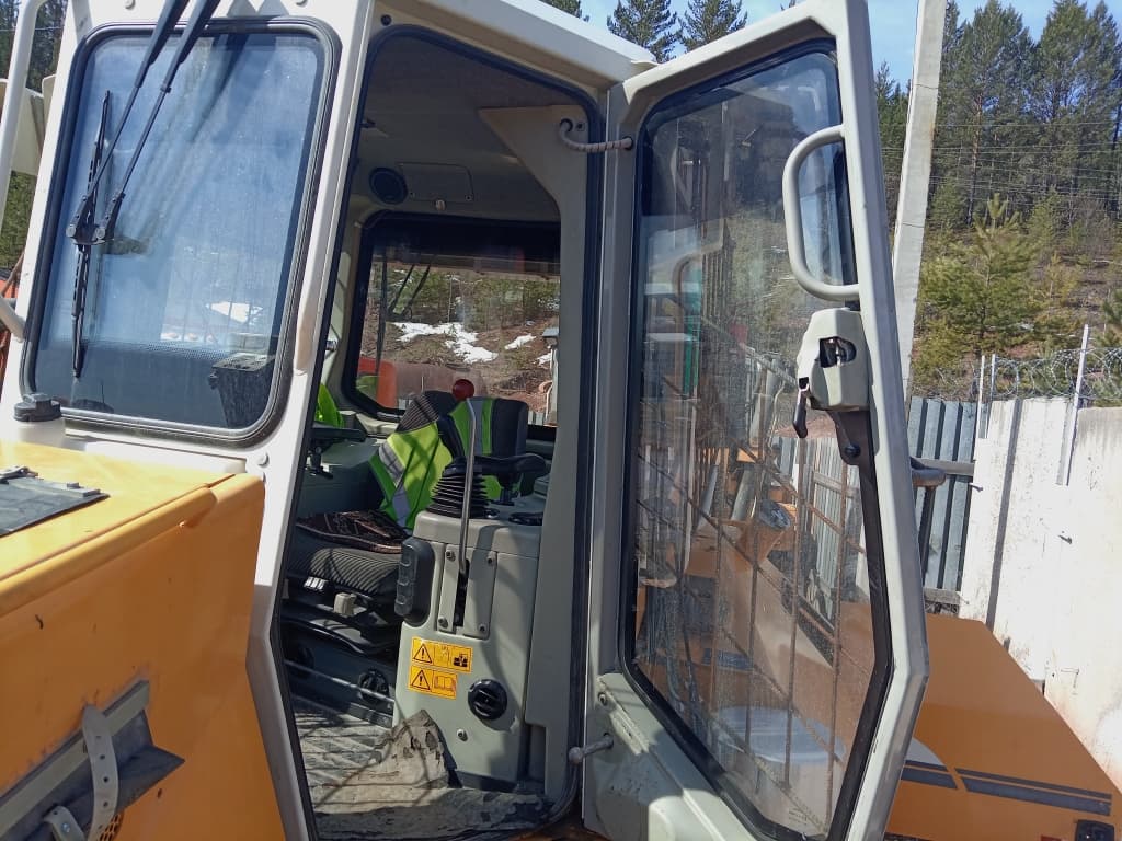 Liebherr PR 764 Бульдозер - 5