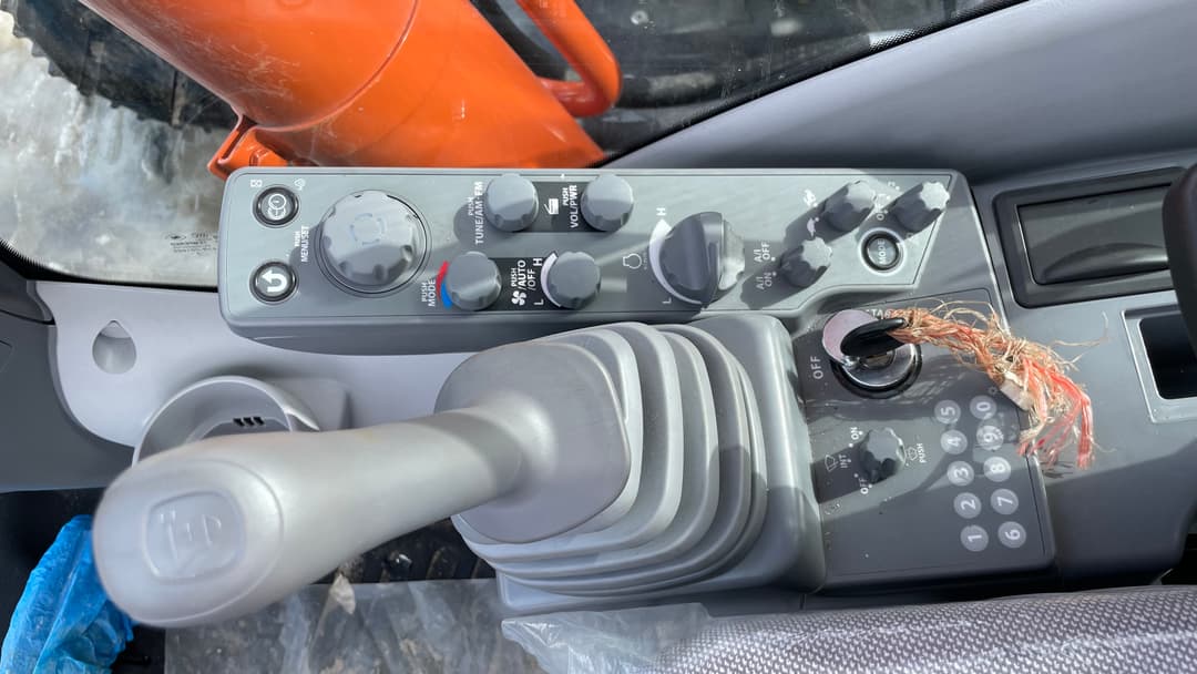 Hitachi ZX330 Экскаватор - 5