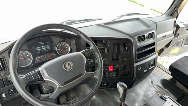 Shacman (Shaanxi) SX* 8x4 Самосвал - 5