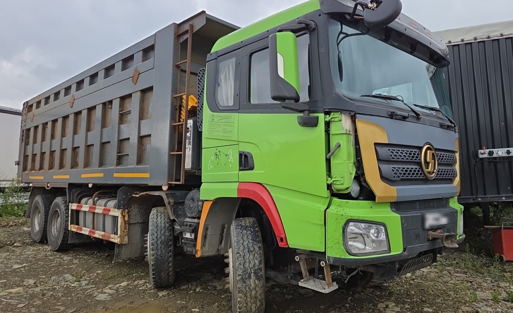 Shacman (Shaanxi) SX* 8x4 Самосвал - 2