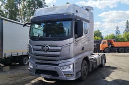 FAW J7 4x2 Седельный тягач - 1
