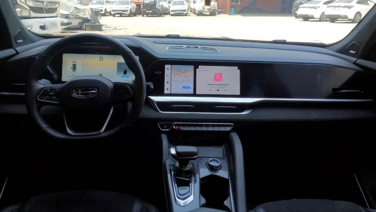 Geely Monjaro - 5