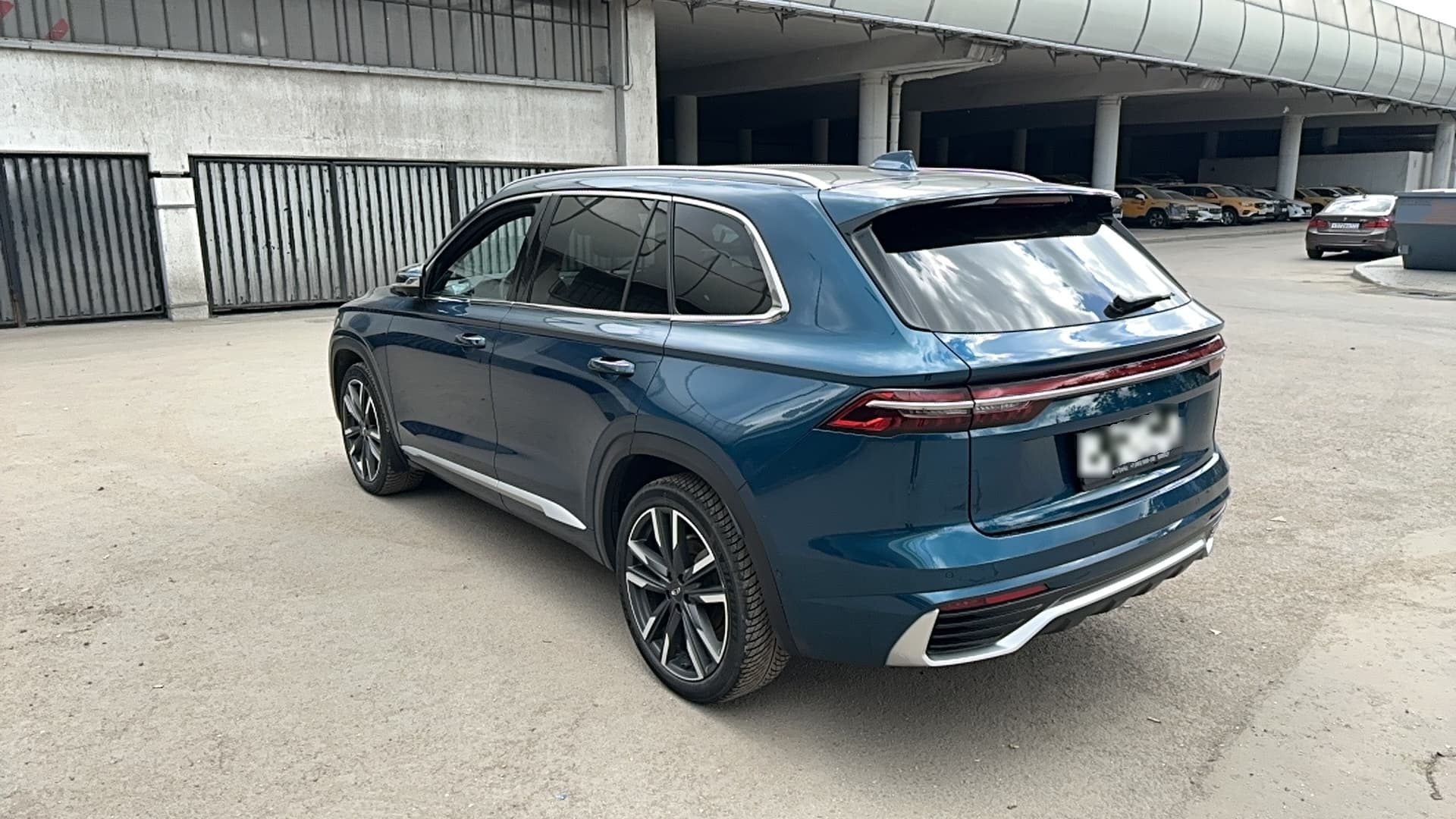 Geely Monjaro - 4