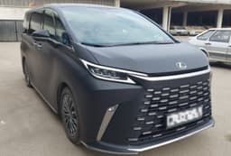Lexus LM 350h - 2